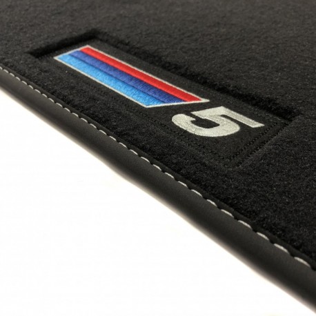 Velour Logo Fußmatten für BMW Serie 5 G60 Berlina (2024-)