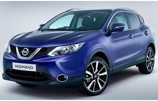 Fußmatten Nissan Qashqai (2014 - 2017) logo Hybrid