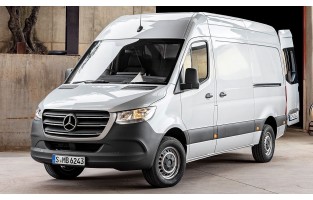 Fußmatten Mercedes Sprinter dritten generation (2018-heute) Gummi