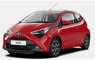 Personalisiert Automatten Toyota Aigo (2018 - neuheiten)