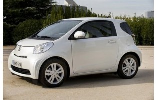 Excellence Automatten Toyota IQ